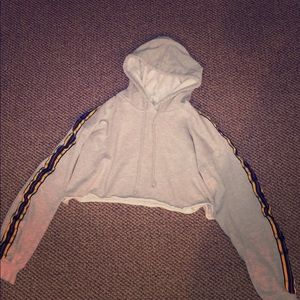 Cropped hoodie